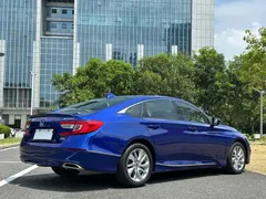 2018 Honda Accord 260TURBO Elite, синий — фото 13