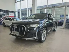 2021 Audi Q7 55 TFSI quattro S line Sport, чёрный — фото 1