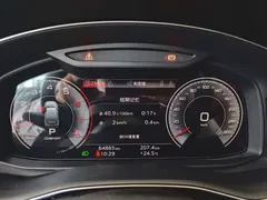 2021 Audi Q7 55 TFSI quattro S line Sport, чёрный — фото 10