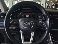 2021 Audi Q7 55 TFSI quattro S line Sport, чёрный — фото 15