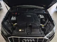 2021 Audi Q7 55 TFSI quattro S line Sport, чёрный — фото 27