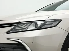2021 Toyota Camry 2.0G Luxury — фото 10
