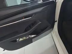 2022 Mazda 3 2.0L AT, белый — фото 7