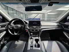 2019 Toyota Camry 2.0G Luxury, белый — фото 9