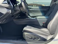 2019 Toyota Camry 2.0G Luxury, белый — фото 11