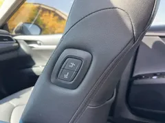 2019 Toyota Camry 2.0G Luxury, белый — фото 12