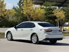 2019 Toyota Camry 2.0G Luxury, белый — фото 23