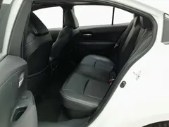 2022 Toyota Levin Hybrid 1.8H E-CVT Luxury, белый — фото 15