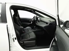 2022 Toyota Levin Hybrid 1.8H E-CVT Luxury, белый — фото 23