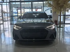 2023 Audi A4L 40 TFSI Luxury Dynamic — фото 2
