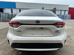 2022 Toyota Levin Hybrid 1.8H E-CVT Luxury, белый — фото 5