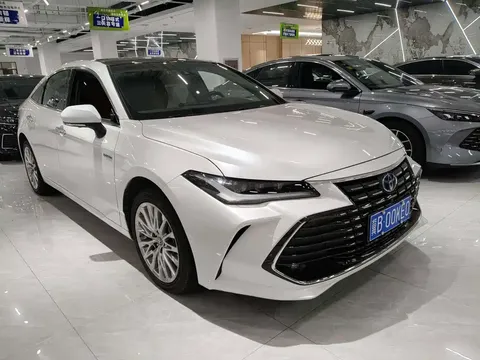 2022 Toyota Avalon Hybrid 2.5L XLE Premium