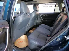 2022 Toyota Wildlander Hybrid 2.5L E-CVT 2WD Premium, синий — фото 11