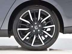 2023 Honda Accord 260TURBO Flagship — фото 22