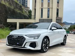 2023 Audi A3L Limousine 35 TFSI Fashion Sport, белый — фото 1