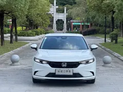 2023 Honda Integra 240TURBO CVT Luxury, белый — фото 2