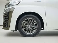 2021 Toyota Vellfire 2.5L Hybrid HV Luxury, белый — фото 15