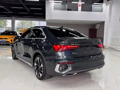 2023 Audi A3L Limousine 35 TFSI Fashion Sport, зелёный — фото 4