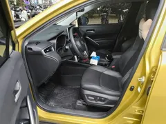 2022 Toyota Frontlander 2.0L CVT Luxury — фото 17