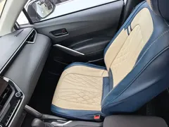 2023 Toyota Frontlander 2.0L CVT Leading, белый — фото 11