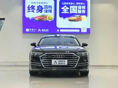 2021 Audi A8L 50 TFSI quattro Comfort, чёрный — фото 2