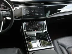 2022 Audi Q8 55 TFSI Luxury Dynamic, чёрный — фото 16