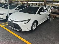 2021 Toyota Levin 185T CVT Luxury, белый — фото 1