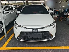 2021 Toyota Levin 185T CVT Luxury, белый — фото 2