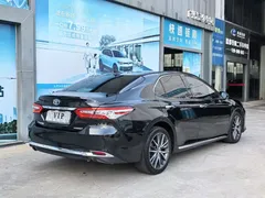 2023 Toyota Camry Hybrid 2.5HG Luxury, чёрный — фото 6