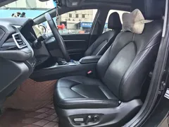 2023 Toyota Camry Hybrid 2.5HG Luxury, чёрный — фото 7