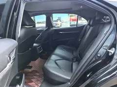 2023 Toyota Camry Hybrid 2.5HG Luxury, чёрный — фото 8