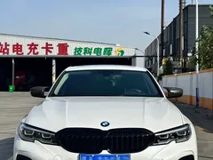 2022 BMW 3 Series 320Li M Sport Package, белый — фото 2