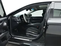 2021 Toyota Camry 2.5G Luxury, чёрный — фото 11