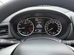 2021 Nissan Tiida 1.6L CVT — фото 22