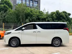 2021 Toyota Alphard Hybrid 2.5L Premium, белый — фото 2