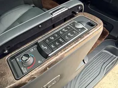 2021 Toyota Alphard Hybrid 2.5L Premium, белый — фото 20