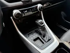 2020 Toyota Wildlander 2.0L CVT 2WD Leading, чёрный — фото 14