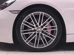2020 Porsche 718 Boxster 2.0T, белый — фото 19