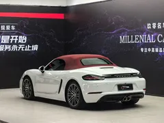 2020 Porsche 718 Boxster 2.0T, белый — фото 30