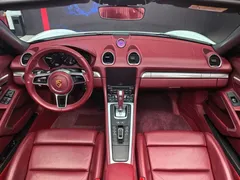 2020 Porsche 718 Boxster 2.0T, белый — фото 38