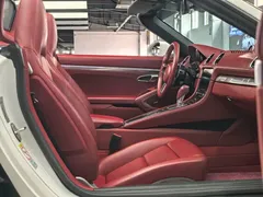 2020 Porsche 718 Boxster 2.0T, белый — фото 55