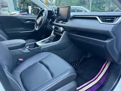 2021 Toyota RAV4 2.0L CVT 2WD Fashion, белый — фото 8