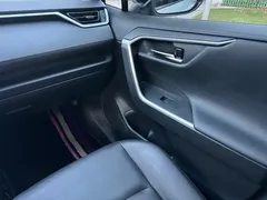 2021 Toyota RAV4 2.0L CVT 2WD Fashion, белый — фото 9