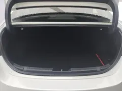2021 Mazda 3 1.5L AT, белый — фото 4