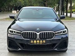 2022 BMW 5 Series 530Li Leading M Sport Package, чёрный — фото 2