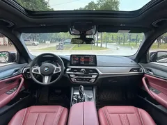 2022 BMW 5 Series 530Li Leading M Sport Package, чёрный — фото 6