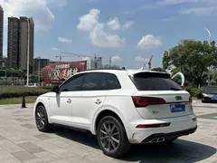 2022 Audi Q5L 45T Luxury Dynamic, белый — фото 4