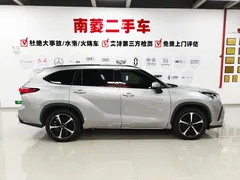 2021 Toyota Crown Kluger 2.5L HEV 4WD Premium — фото 7