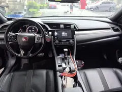 2021 Honda Civic Hatchback 220TURBO CVT, чёрный — фото 5