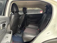 2023 Honda Vezel 1.5L CVT Elite, белый — фото 9